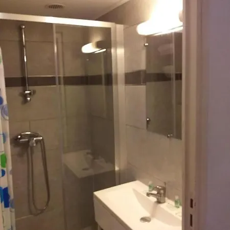 Le Petit Château - 2*